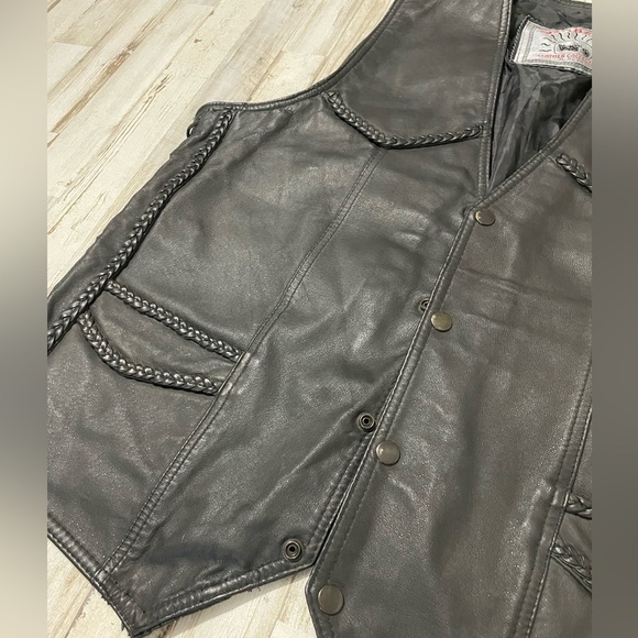 VTG Sunbelt Leather Collection Black Leather Lace Up Sides Vest Mens 48 - Picture 6 of 9
